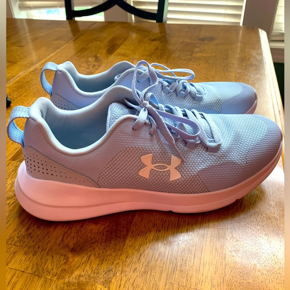 Under armor shoes